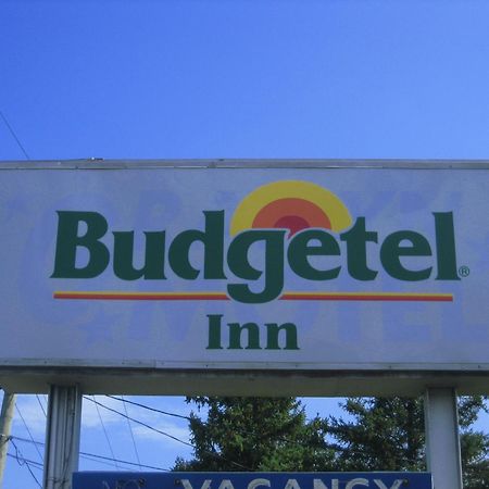 Budgetel Inn Glens Falls-Lake George-Saratoga Εξωτερικό φωτογραφία