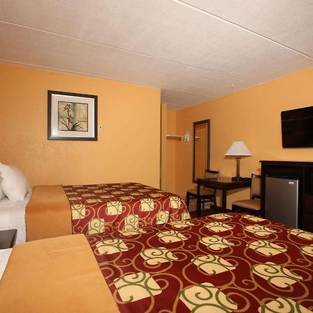 Budgetel Inn Glens Falls-Lake George-Saratoga Εξωτερικό φωτογραφία