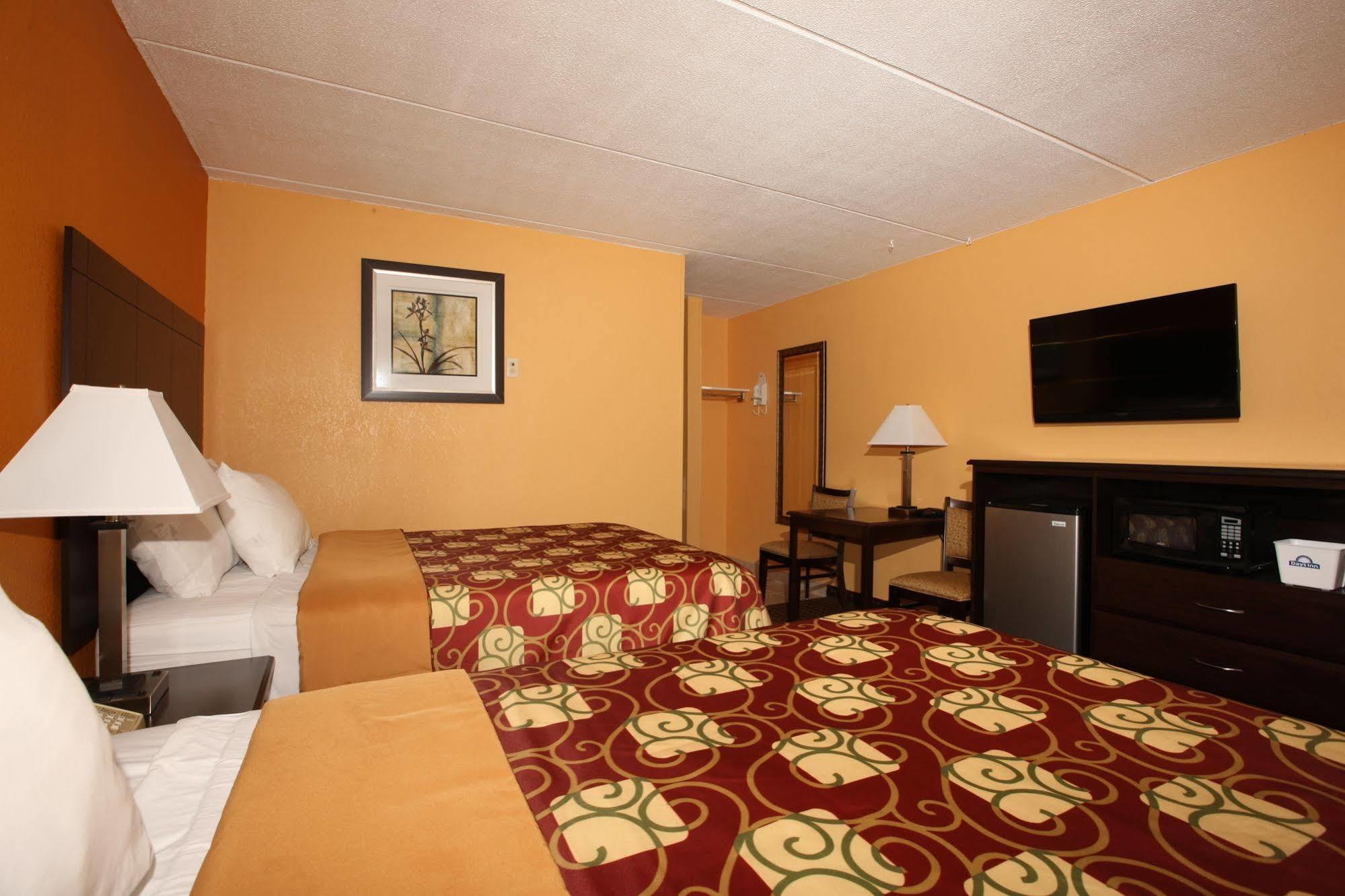 Budgetel Inn Glens Falls-Lake George-Saratoga Εξωτερικό φωτογραφία